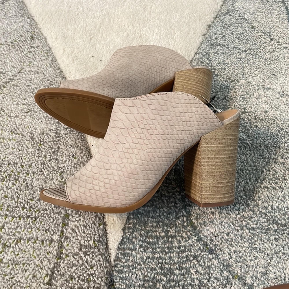 Open Toe Mules - Picture 2 of 5